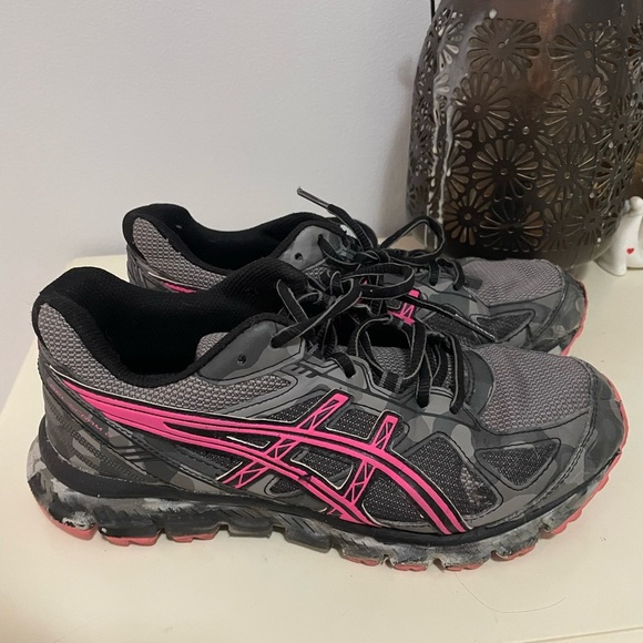 ASICS Women's Athletic Shoes in Gray and Pink Size 7.5 - Picture 6 of 12